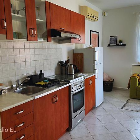 Apartments Ali & El - Perfect For Couples Rovinj Exterior photo