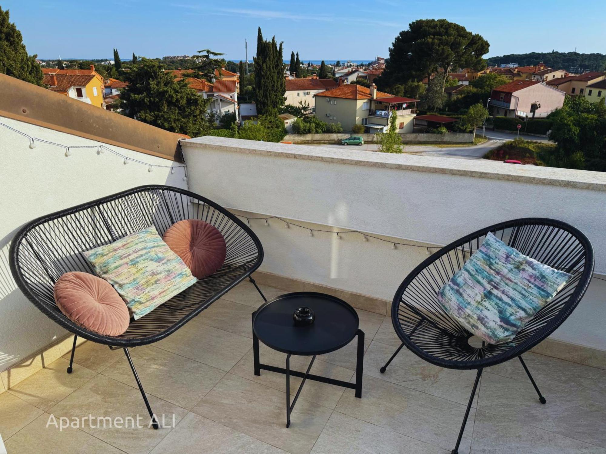 Apartments Ali & El - Perfect For Couples Rovinj Exterior photo