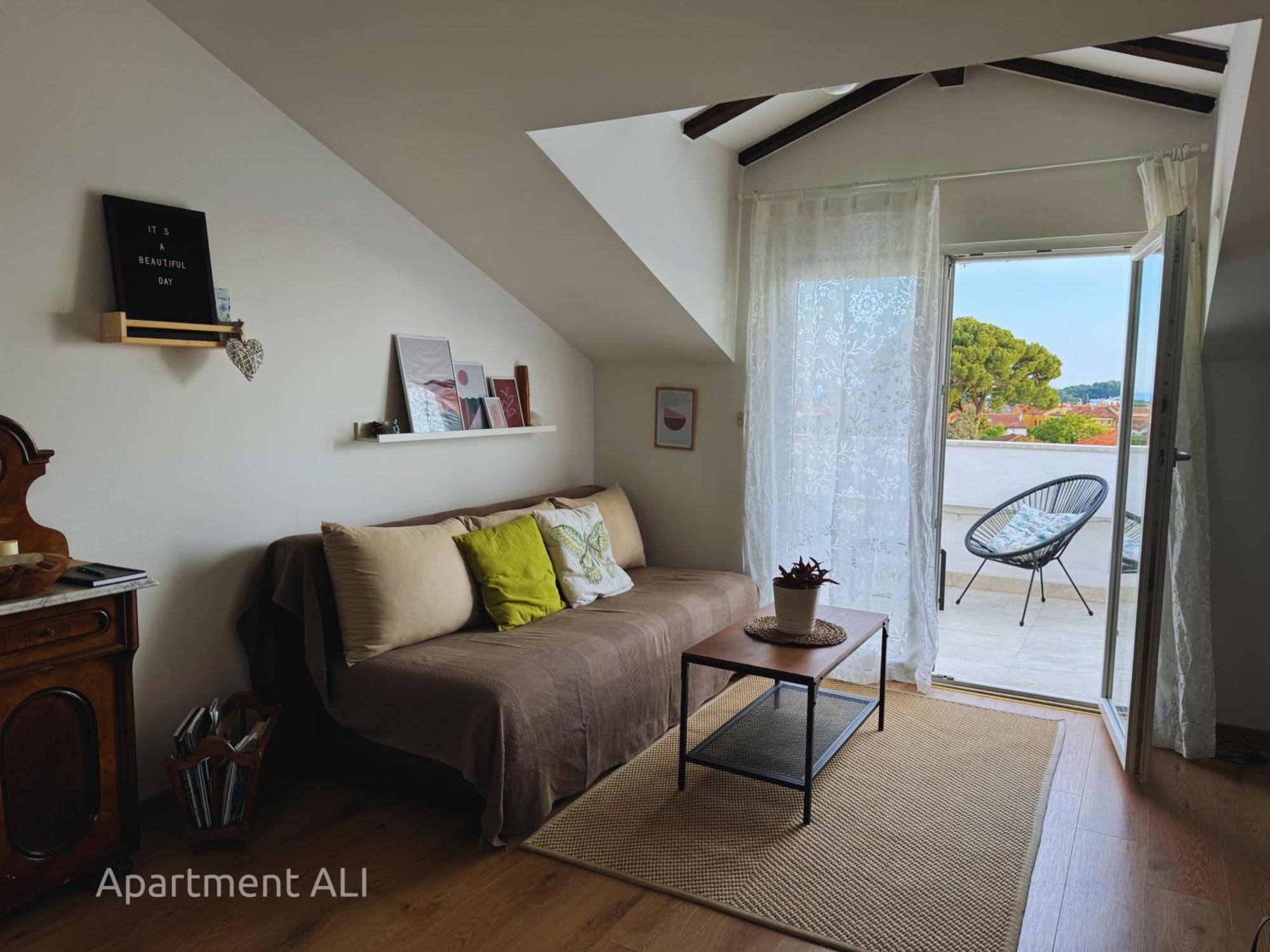 Apartments Ali & El - Perfect For Couples Rovinj Exterior photo